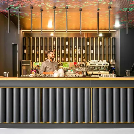 酒店 Ibis Politehnica 3*